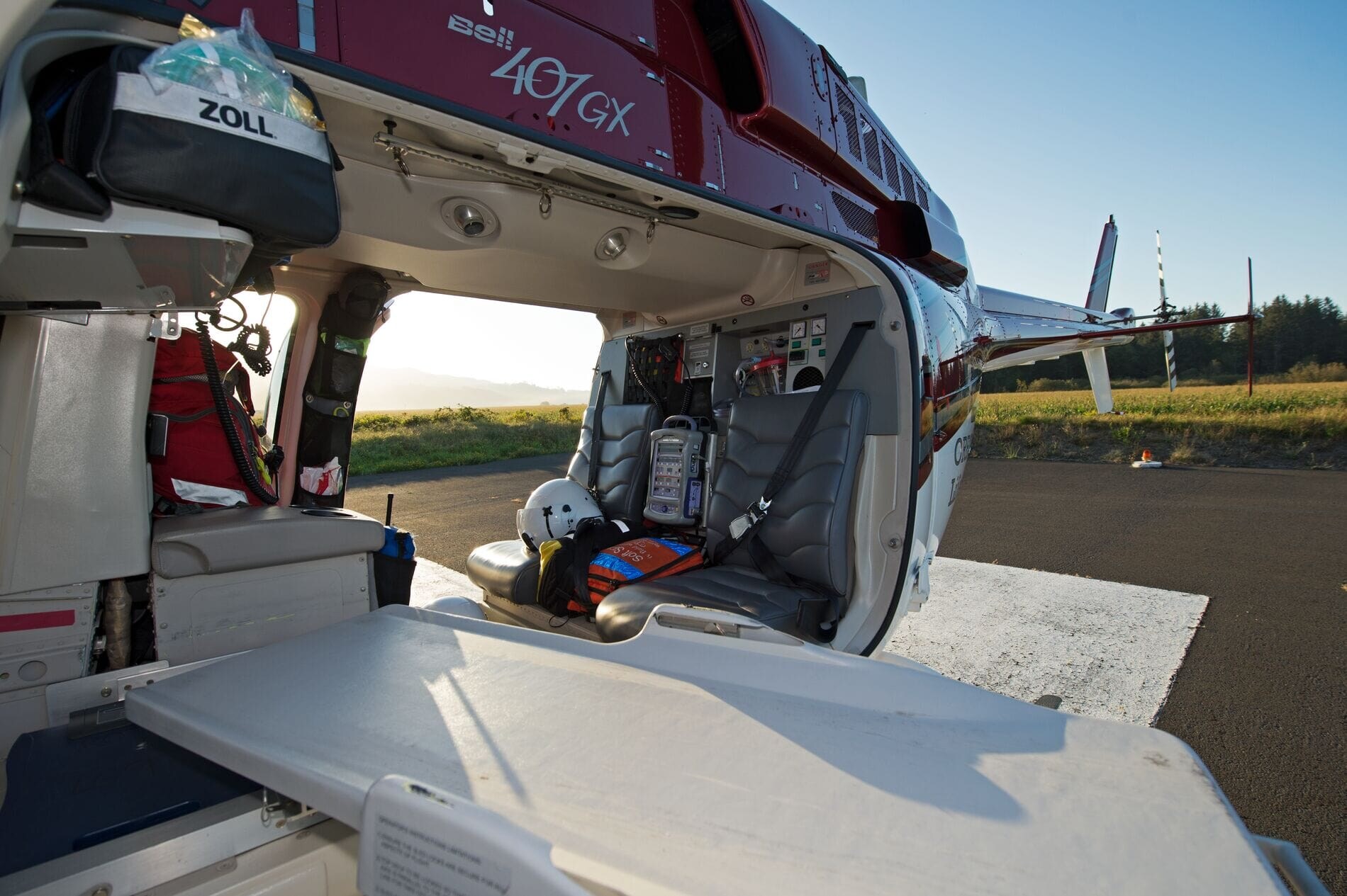 Demostrador de entrenamiento para la Armada 407GX