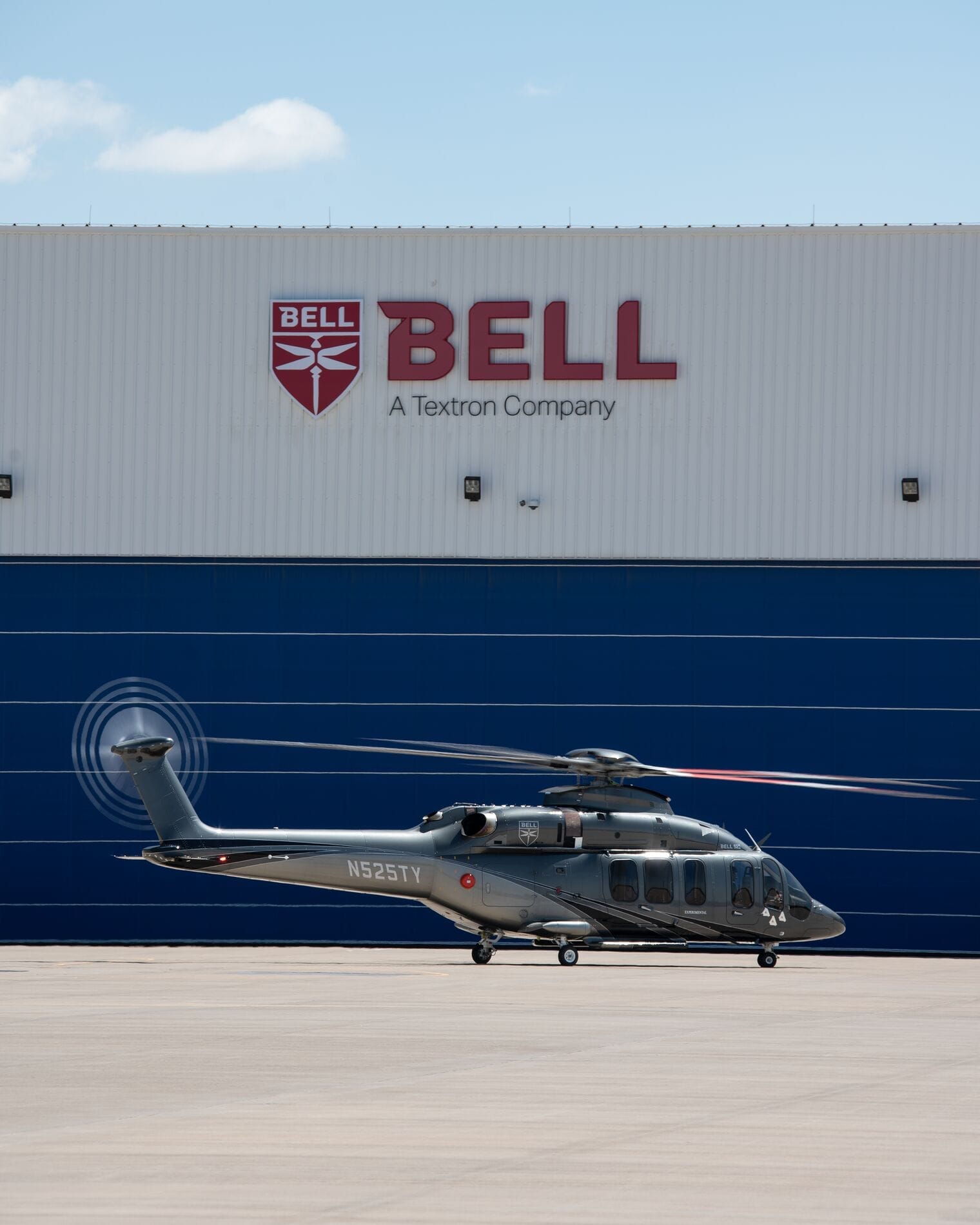 Bell 525 en tierra en Bell