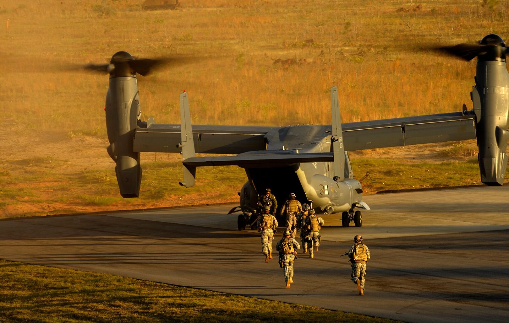 Presentación-Bell_BoeingCV-22_288889