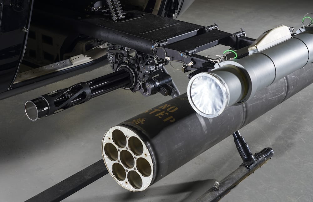 Bell-407M-armamento-primer-plano